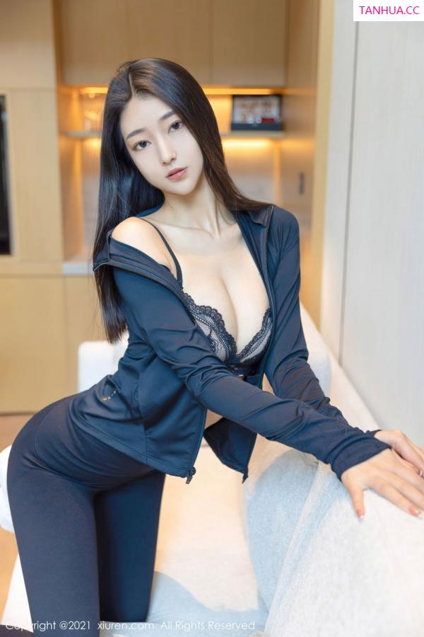 熊小诺 哎小诺 [XiuRen]高清写真图 2021.10.29 No.4140 熊小诺第63张图片